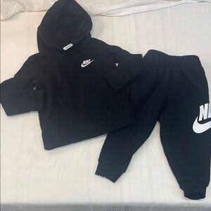 Nike Kids Black Sweatpants and Hoodie Set size 3T